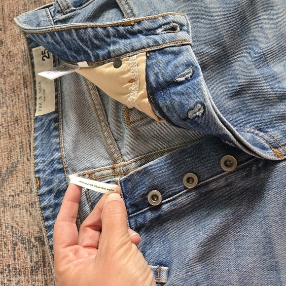 Rag & Bone Rosa Mid-Rise Boyfriend Jeans Holes Jonas Blue Denim Wash Button Fly - Picture 3 of 9